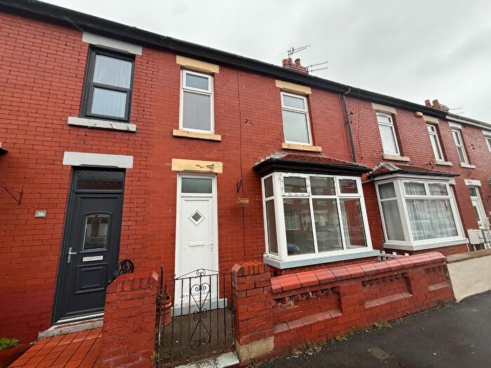 2 Bedroom Terraced House To Rent In Larbreck Avenue, Blackpool, FY3