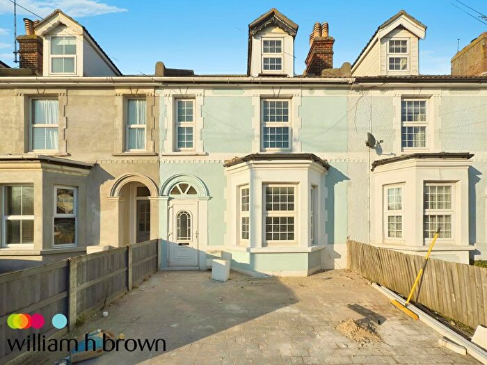 4 Bedroom House To Rent In Rosemary Road West, Clacton-On-Sea, CO15