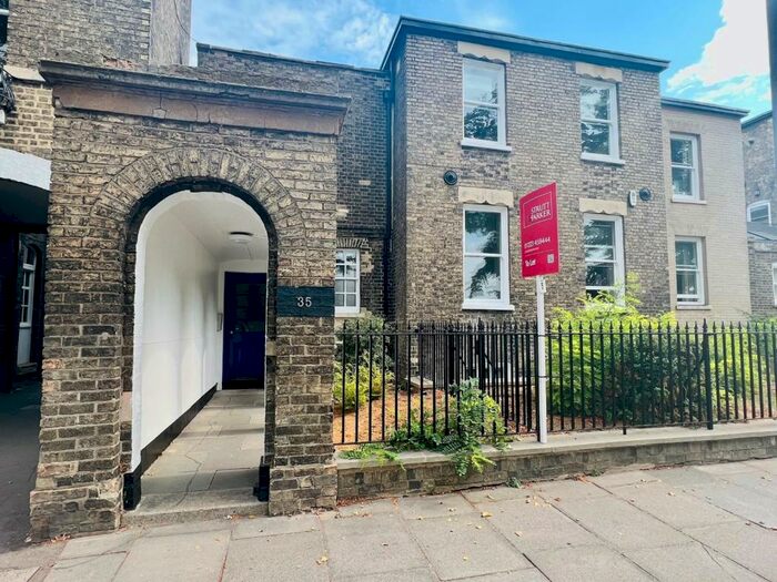 2 Bedroom Flat To Rent In Parkside, Cambridge, CB1