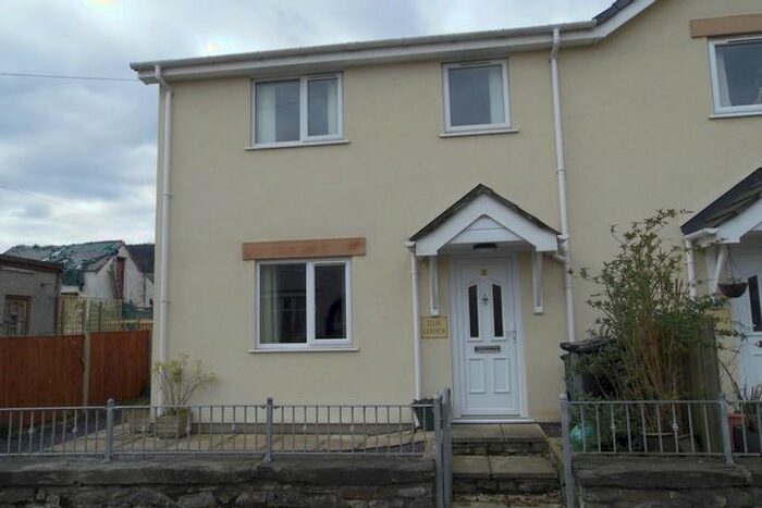 3 Bedroom Semi-Detached House To Rent In Station Road, Llanrwst, LL26