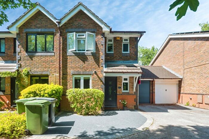 3 Bedroom Semi-Detached House For Sale In Lime Close, Colden Common, Winchester, SO21