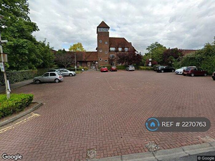 2 Bedroom Flat To Rent In Finchley Road, London, NW11