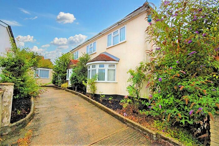 3 Bedroom Detached House To Rent In Greenstead Road, Colchester, Essex, CO1