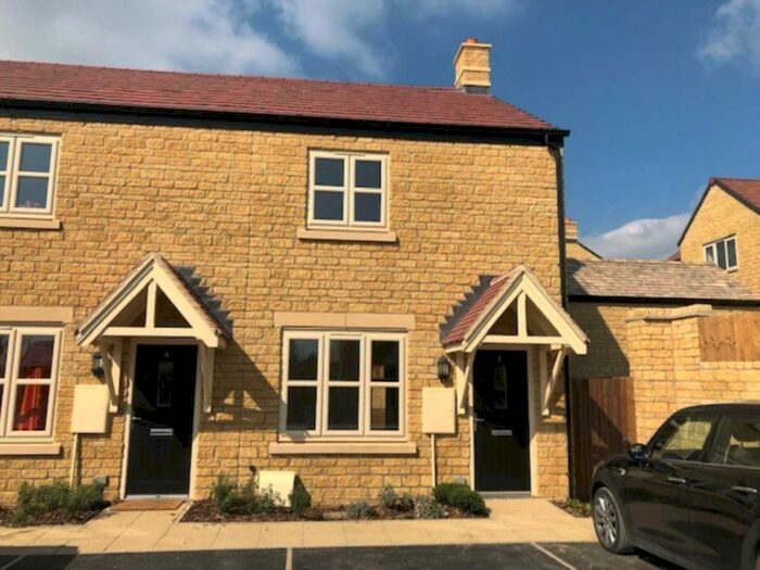 2 Bedroom End Of Terrace House To Rent In Regal Lane, Long Hanborough, OX29