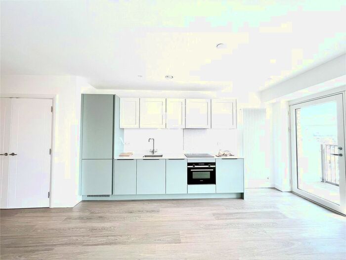 Studio To Rent In Botanist House, Seagull Lane, London, E16