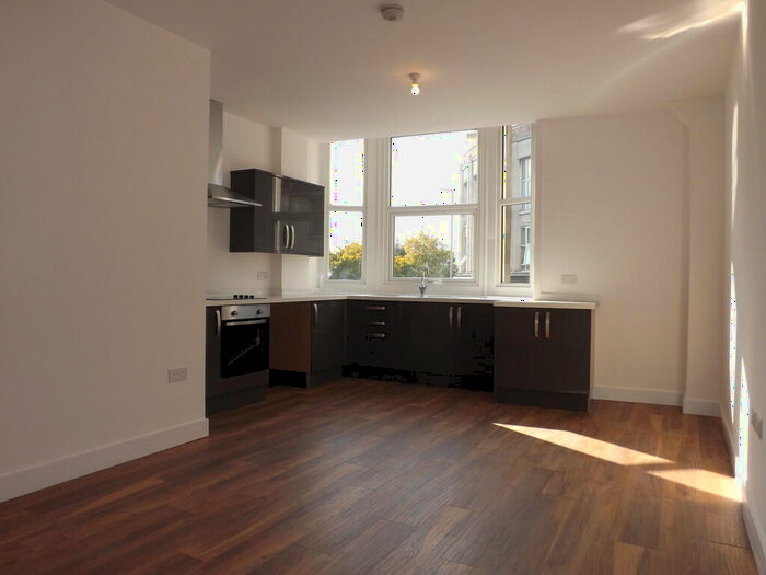 2 Bedroom Apartment To Rent In London Road, Portsmouth, PO2