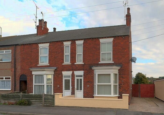 3 Bedroom Semi-Detached House To Rent In Silver Street, Barnetby Le Wold, DN38