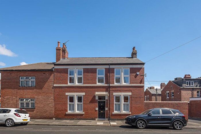 3 Bedroom End Of Terrace House For Sale In Farquhar Street, Jesmond, Newcastle Upon Tyne, NE2