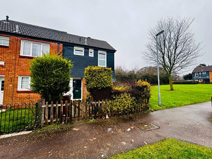 3 Bedroom Property To Rent In Brooke Close, Wellingborough, NN8