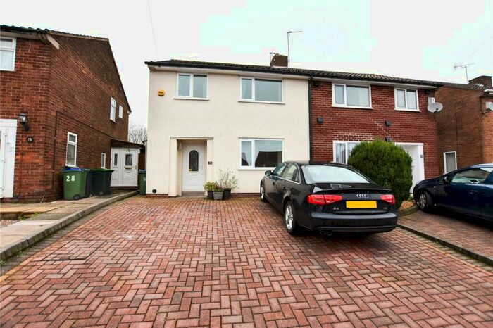 3 Bedroom Semi-Detached House To Rent In Pitfields Road, Oldbury, West Midlands, B68