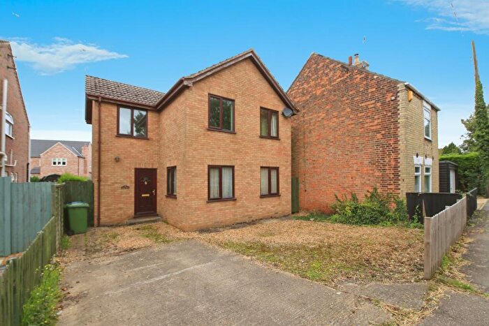 3 Bedroom Detached House For Sale In High Road, Guyhirn, Wisbech, PE13