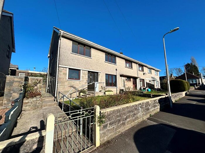 3 Bedroom End Of Terrace House To Rent In Protheroe Avenue, Pen-Y-Fai, Bridgend, CF31