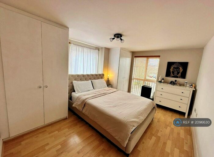 2 Bedroom Flat To Rent In Crane Mead, Ware, SG12