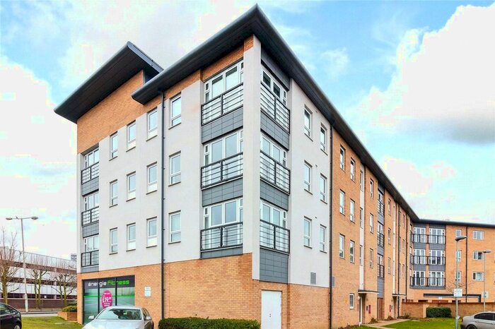 2 Bedroom Flat To Rent In Jade Court, Southernhay Close, Basildon, Essex, SS14