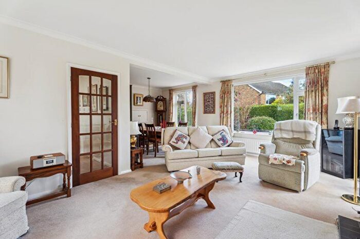 3 Bedroom Detached House For Sale In Common Road, Great Kingshill, HP15