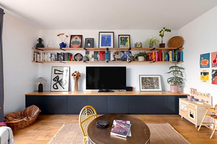 3 Bedroom Semi Detached House For Sale In Brock End, Portishead, BS20