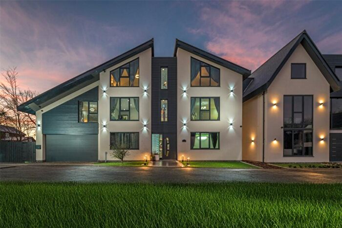 7 Bedroom Detached House For Sale In Trinity Mews, Durham, DH1