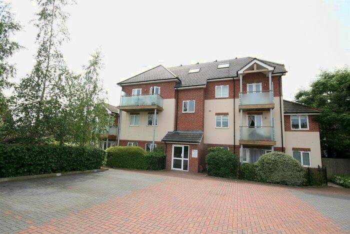 1 Bedroom Flat To Rent In Thorney Court, Harlington Road, Uxbridge, UB8