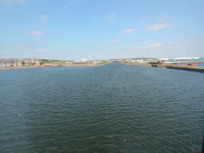 2 Bedroom Flat To Rent In Ffordd Y Dociau, Barry, Vale Of Glamorgan, CF62