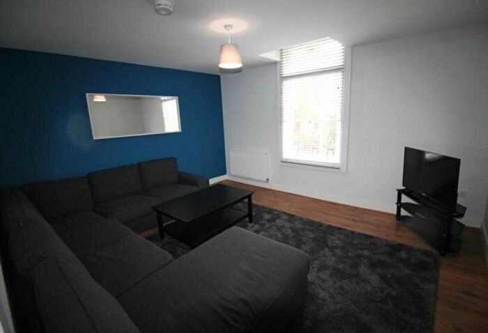 8 Bedroom House To Rent In North Sherwood Street, Nottingham, NG1