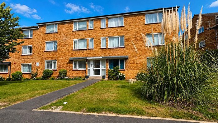 2 Bedroom Flat For Sale In Rodwell Close, Ruislip, HA4
