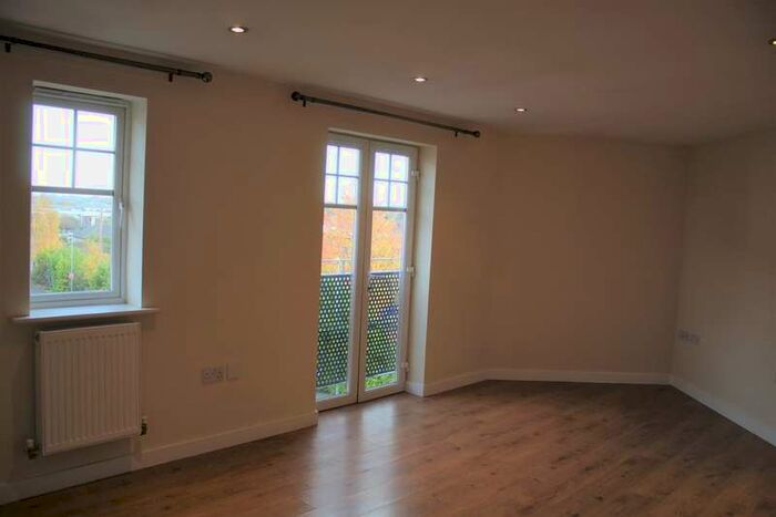 2 Bedroom Flat To Rent In Sanderson Villas, Gateshead, Tyne And Wear, NE8