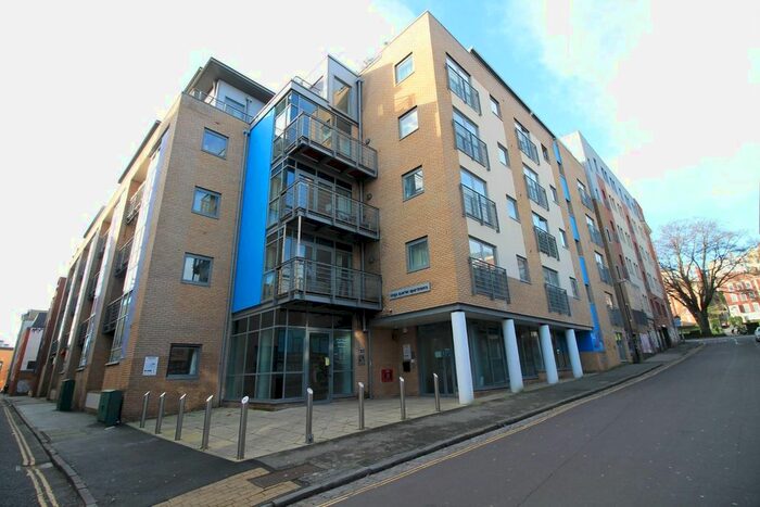 2 Bedroom Property To Rent In King Square Avenue, Bristol, BS2