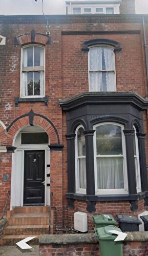 1 Bedroom Flat To Rent In Hanover Square, Leeds, LS3