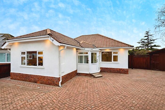 4 Bedroom Detached Bungalow For Sale In St. Huberts Drive, Skegness, PE25