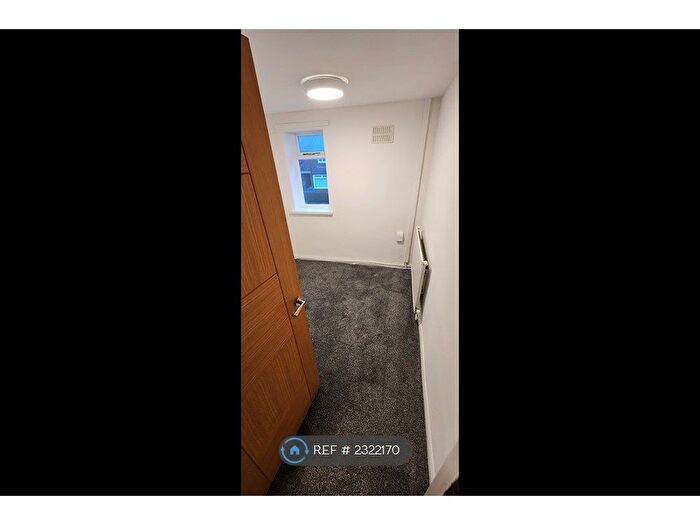 4 Bedroom Terraced House To Rent In Rutland Street, Ashton-Under-Lyne, OL6