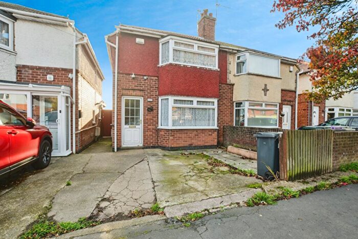 2 Bedroom Semi Detached House For Sale In George Avenue, Skegness, PE25