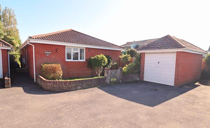 3 Bedroom Detached Bungalow For Sale In Eastoke Avenue, Hayling Island, PO11