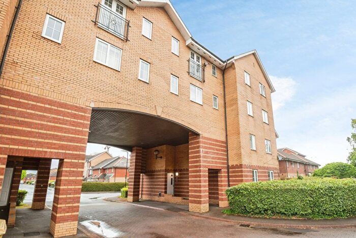 2 Bedroom Flat For Sale In Campbell Drive, Cardiff, South Glamorgan, CF11