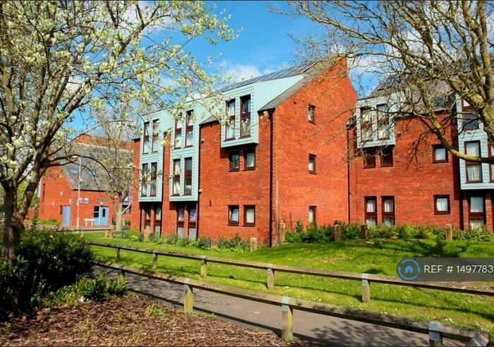 1 Bedroom Flat To Rent In Wycliffe End, Aylesbury, HP19