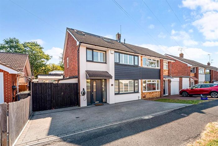 4 Bedroom Semi-Detached House For Sale In Greenfield Crescent, Waterlooville, PO8