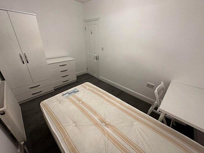 7 Bedroom Flat To Rent In Muswell Hill Broadway, N10