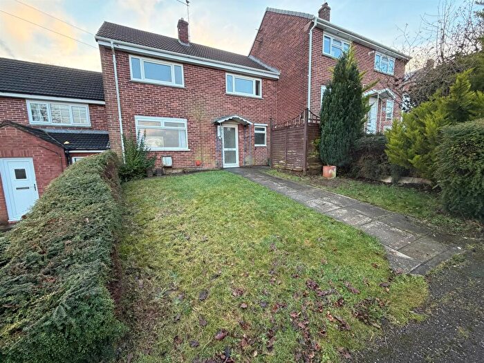 3 Bedroom Terraced House For Sale In Higher Cotteylands, Tiverton, EX16