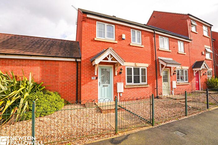 3 Bedroom Semi Detached House For Sale In Thrumpton Lane, Retford, DN22