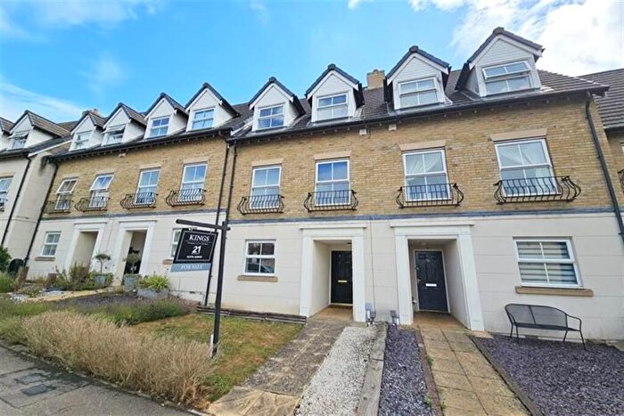 3 Bedroom Town House For Sale In Sandmartin Crescent, Stanway, Colchester, CO3