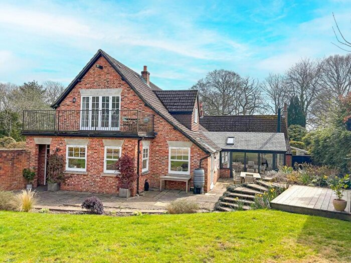 4 Bedroom Semi-Detached House For Sale In South Sway Lane, Sway, Lymington, SO41