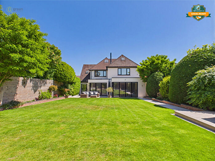 5 Bedroom Detached House For Sale In Bedford Road, Sutton Coldfield, B75