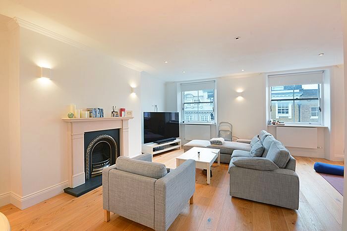 2 Bedroom Flat To Rent In Harley Street, London, W1G