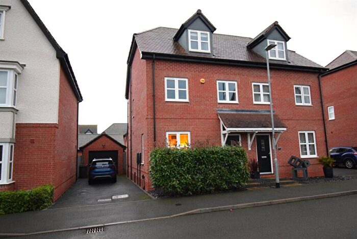 3 Bedroom Semi Detached House For Sale In Le May Drive, Hugglescote, Coalville, LE67