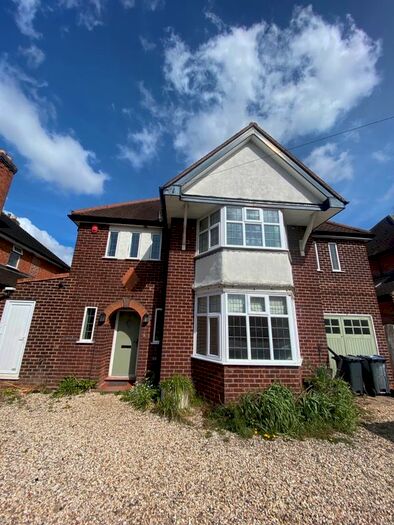 4 Bedroom Detached House To Rent In Barnard Road, Sutton Coldfield, B75