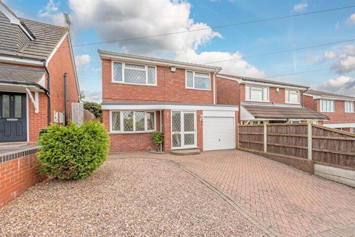 3 Bedroom Detached House For Sale In Margaret Close, Quarry Bank, DY5