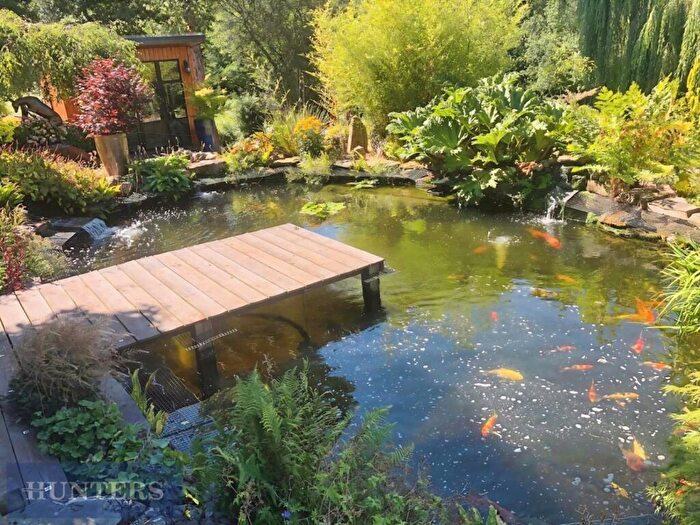 1 Bedroom Flat To Rent In Hele Cross, Bradninch, EX5