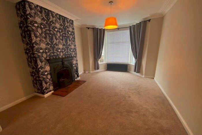 3 Bedroom Property To Rent In Maxwell Street, Taunton, TA2