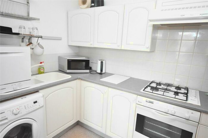 1 Bedroom Flat To Rent In Picktillum Place, City Centre, Aberdeen, Aberdeen, AB25