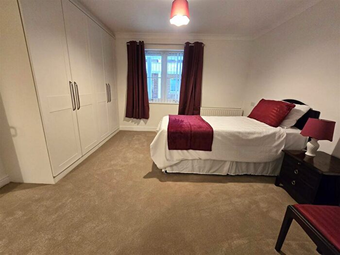 2 Bedroom Retirement Property For Sale In Malmesbury Road, Chippenham, SN15