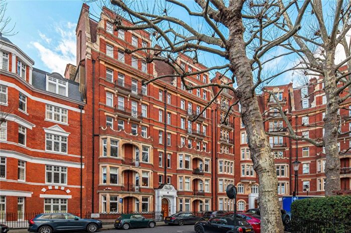 3 Bedroom Flat For Sale In Iverna Court, London, W8